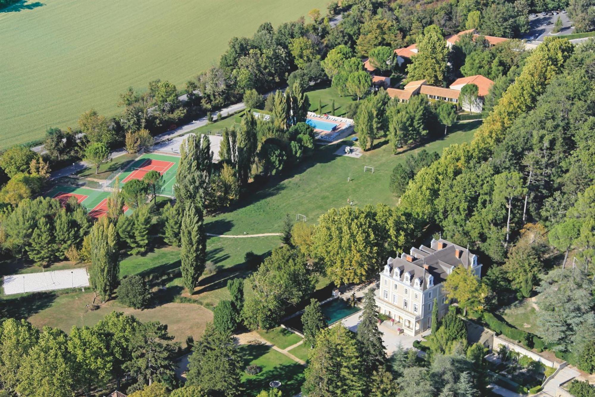 Club Vacances Bleues Domaine De Chateau Laval Греу-ле-Бен Екстер'єр фото